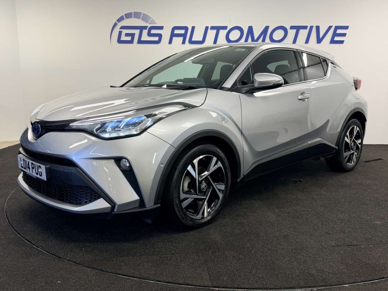 2022 TOYOTA C-HR 2022 TOYOTA C-HR