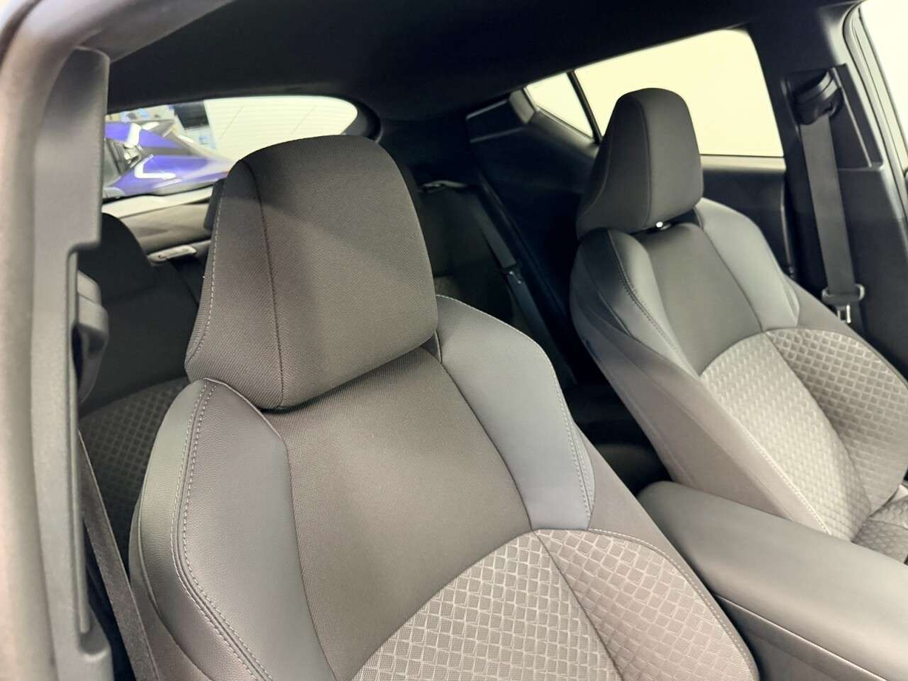 2022 TOYOTA C-HR 2022 TOYOTA C-HR