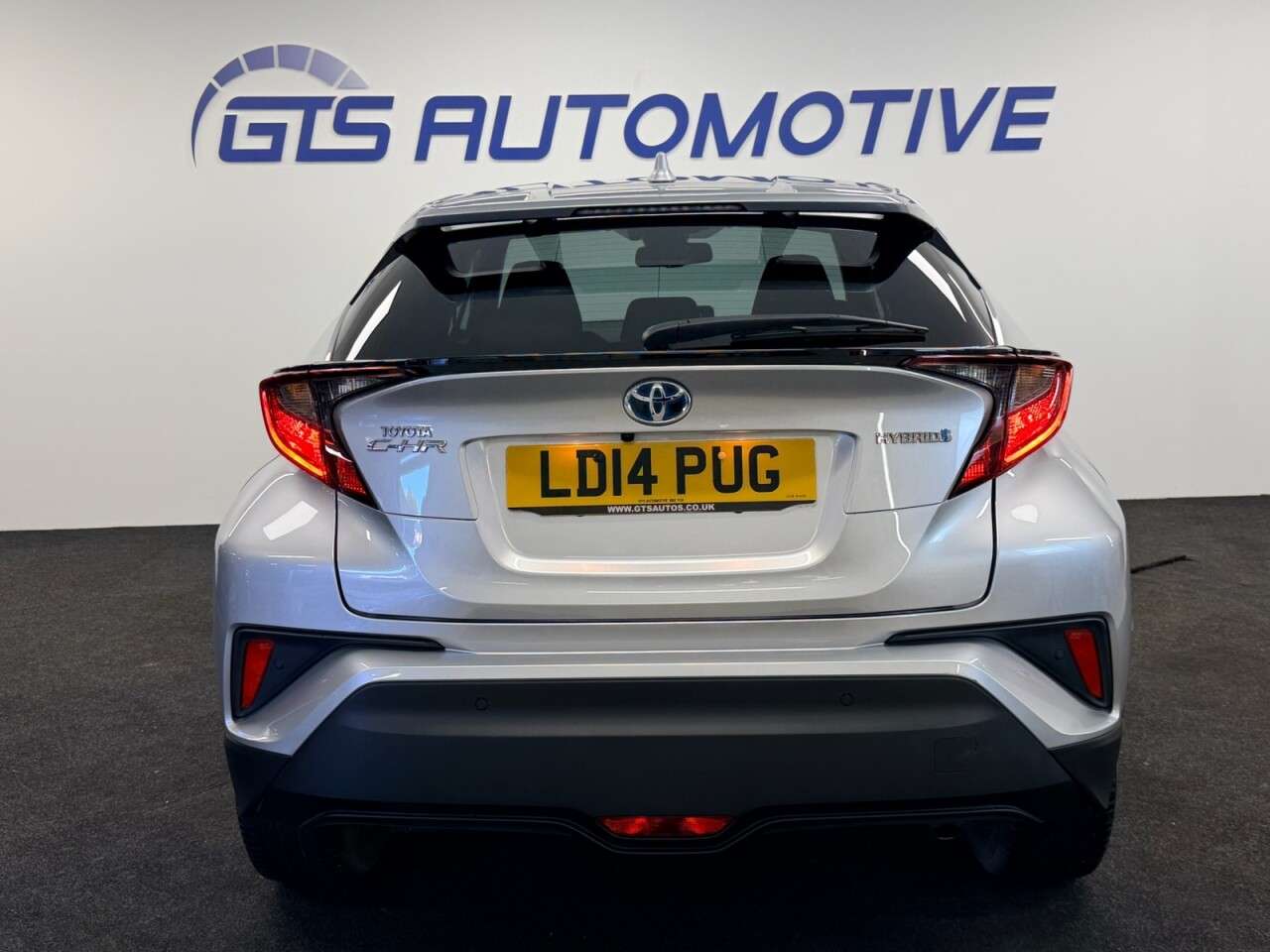 2022 TOYOTA C-HR 2022 TOYOTA C-HR