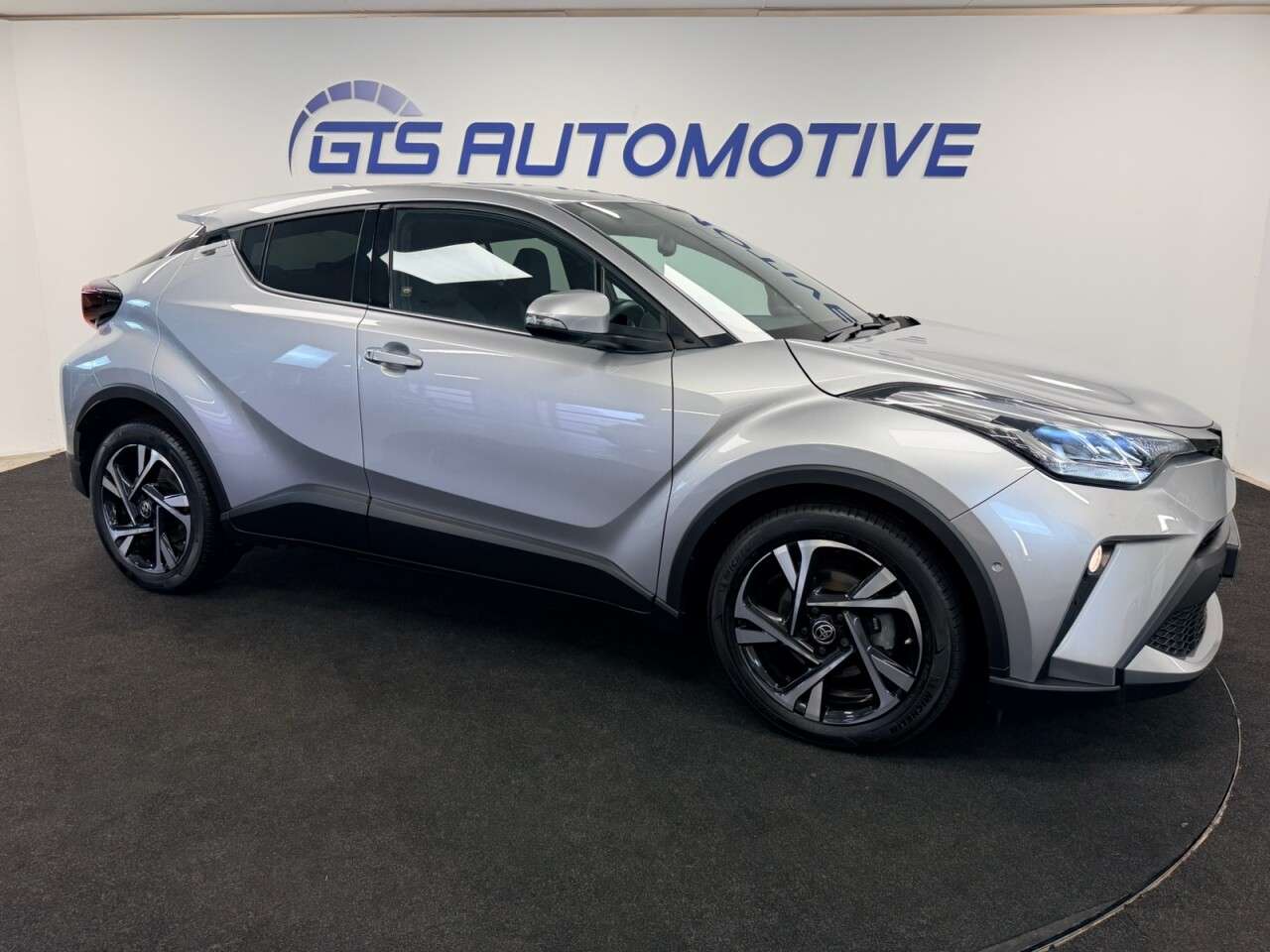 2022 TOYOTA C-HR 2022 TOYOTA C-HR