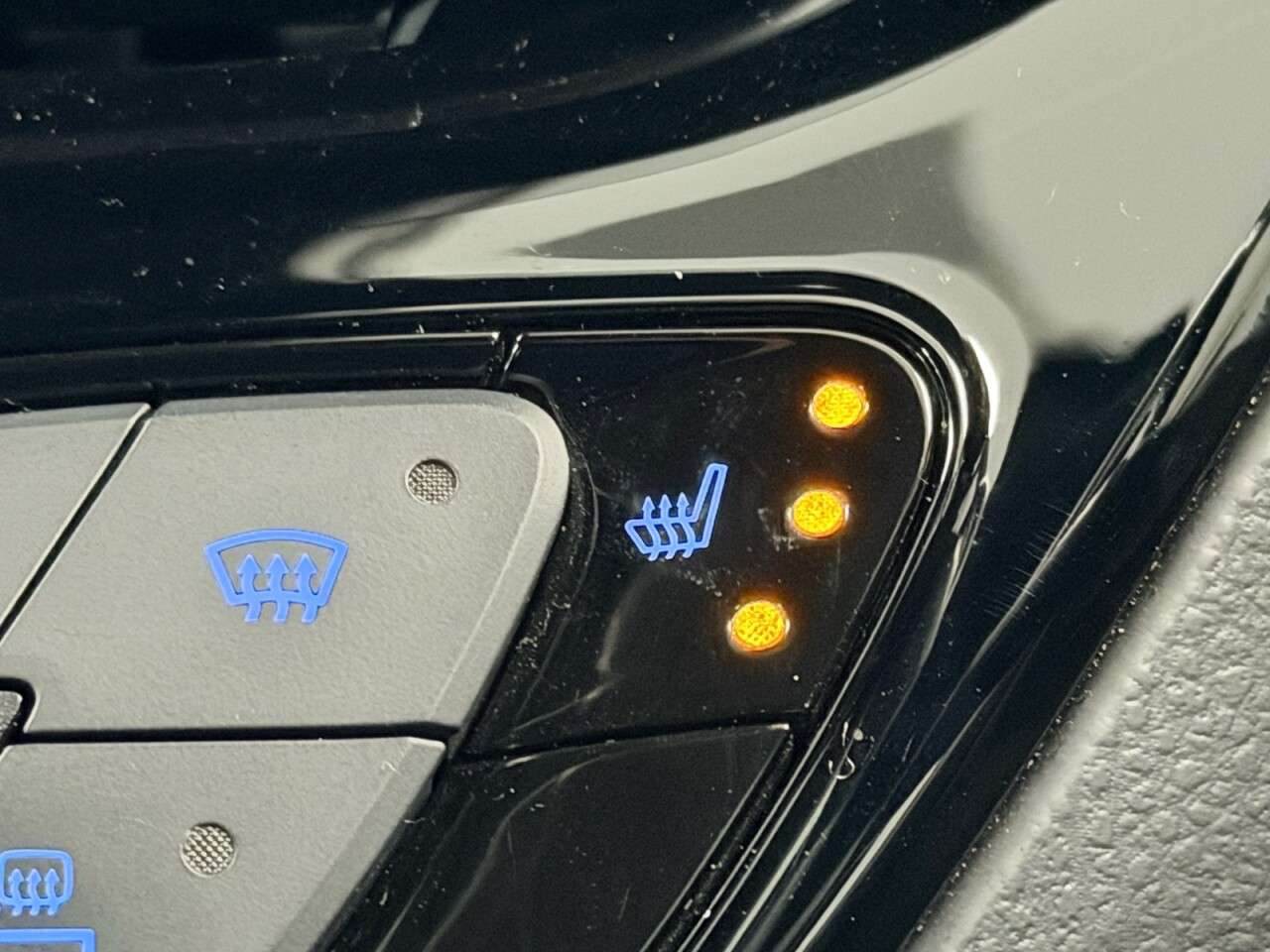 2022 TOYOTA C-HR 2022 TOYOTA C-HR