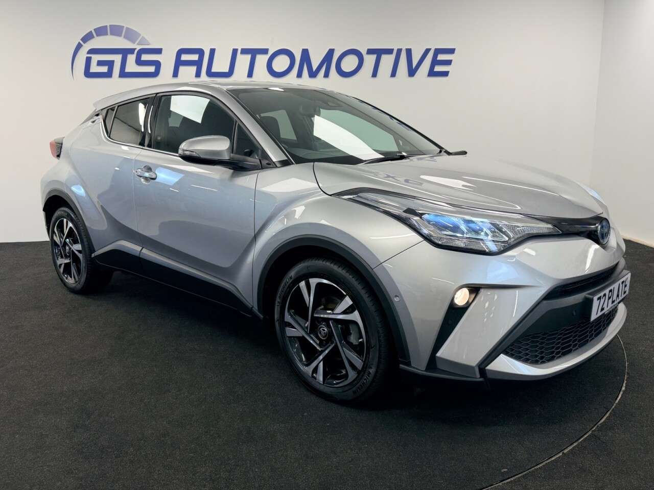 2022 TOYOTA C-HR 2022 TOYOTA C-HR