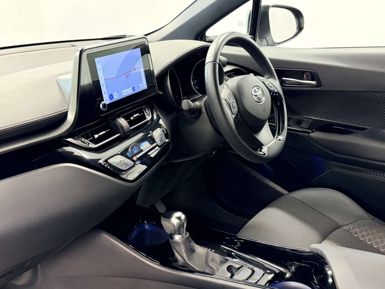 2022 TOYOTA C-HR 2022 TOYOTA C-HR