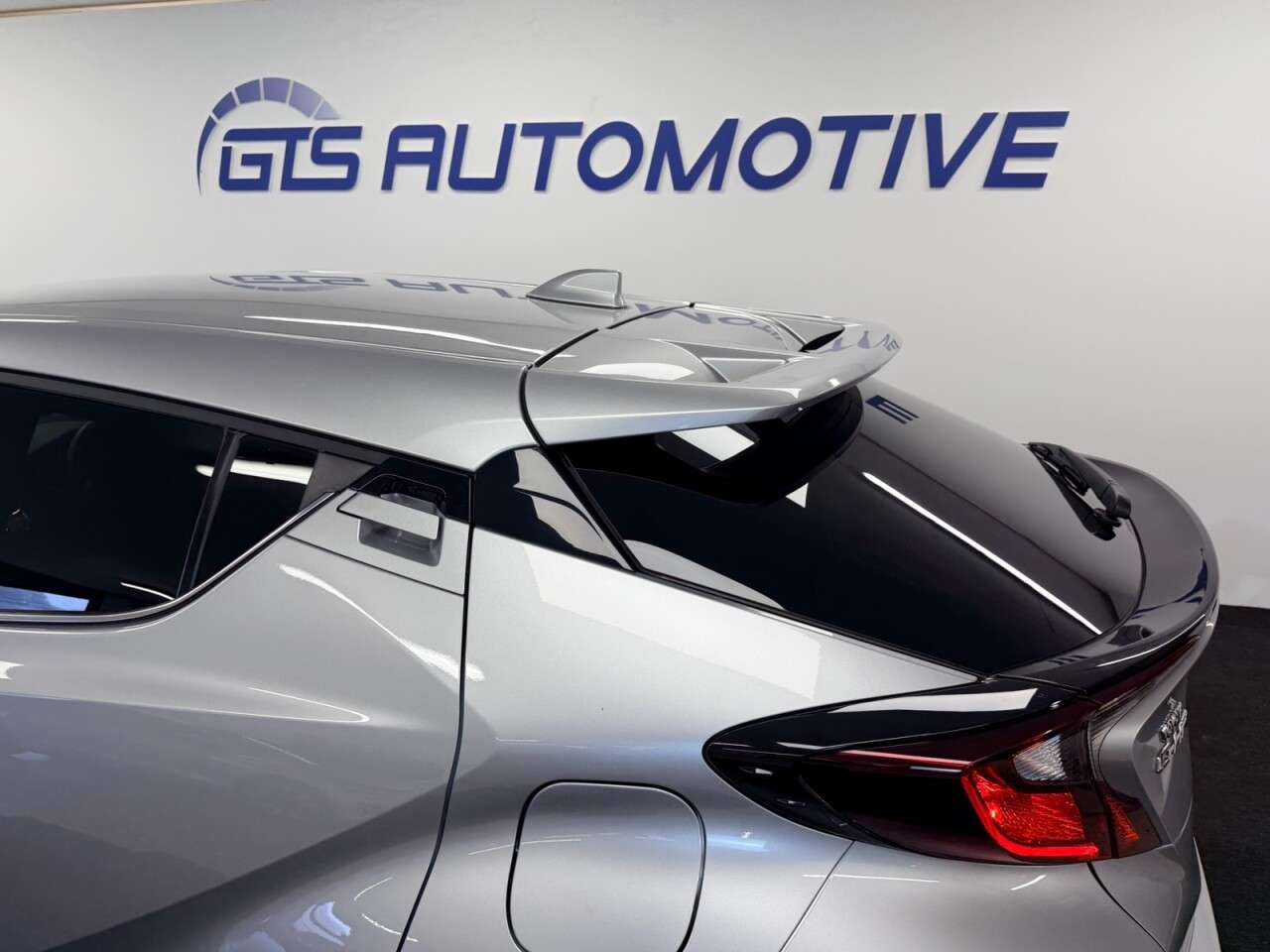 2022 TOYOTA C-HR 2022 TOYOTA C-HR