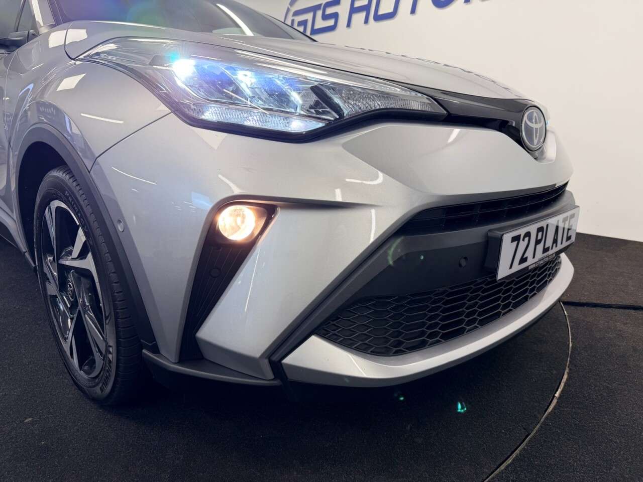 2022 TOYOTA C-HR 2022 TOYOTA C-HR
