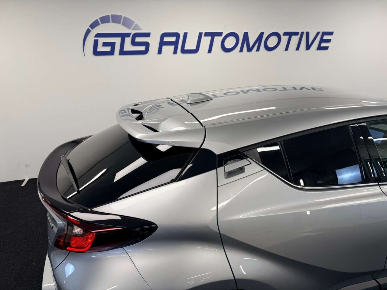 2022 TOYOTA C-HR 2022 TOYOTA C-HR