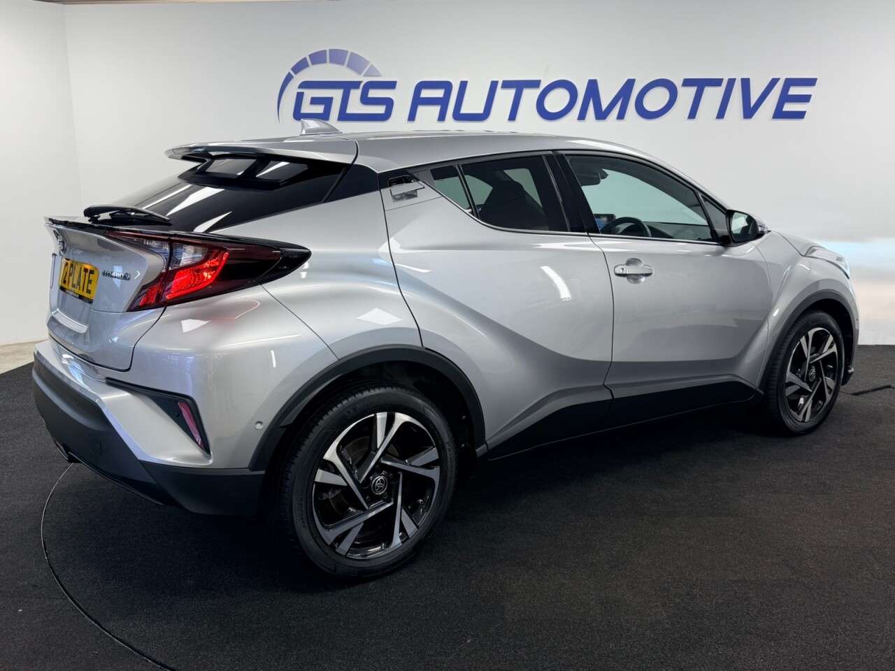 2022 TOYOTA C-HR 2022 TOYOTA C-HR