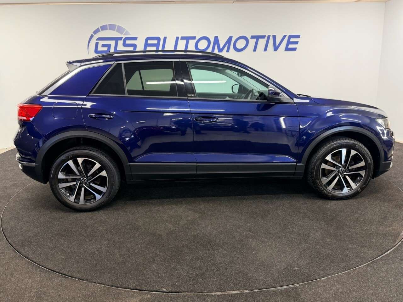 2021 VOLKSWAGEN T-ROC 2021 VOLKSWAGEN T-ROC
