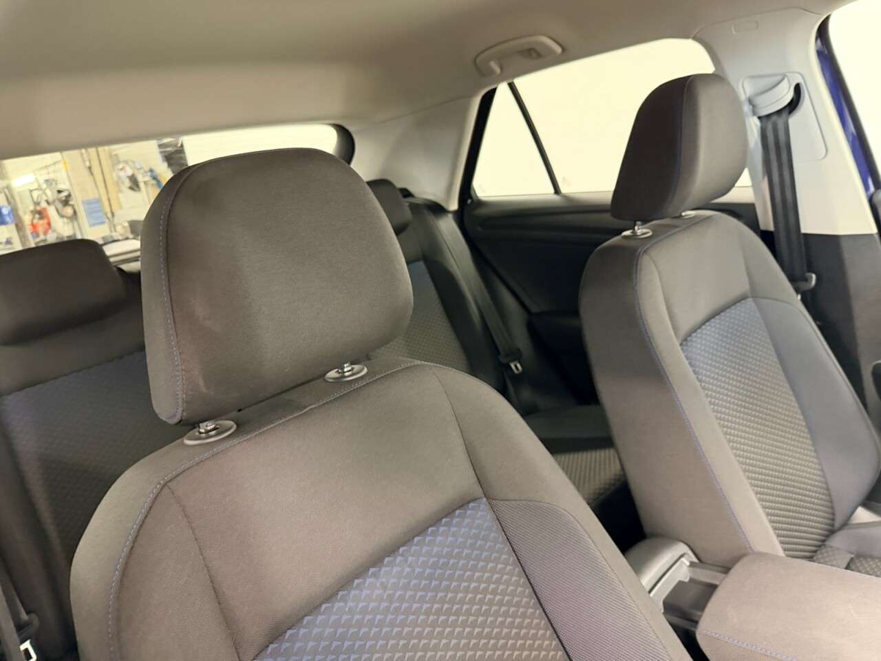 2021 VOLKSWAGEN T-ROC 2021 VOLKSWAGEN T-ROC