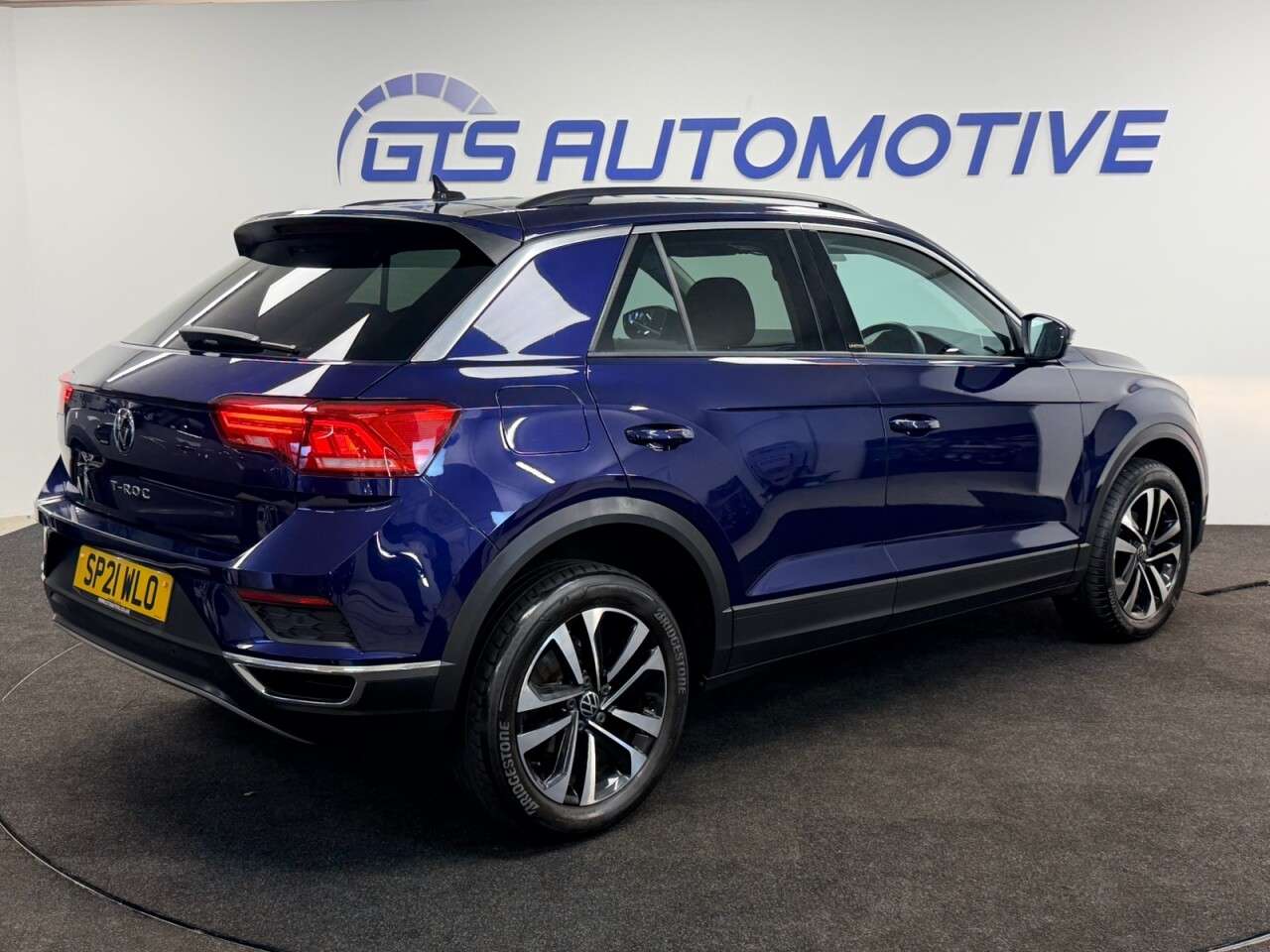 2021 VOLKSWAGEN T-ROC 2021 VOLKSWAGEN T-ROC