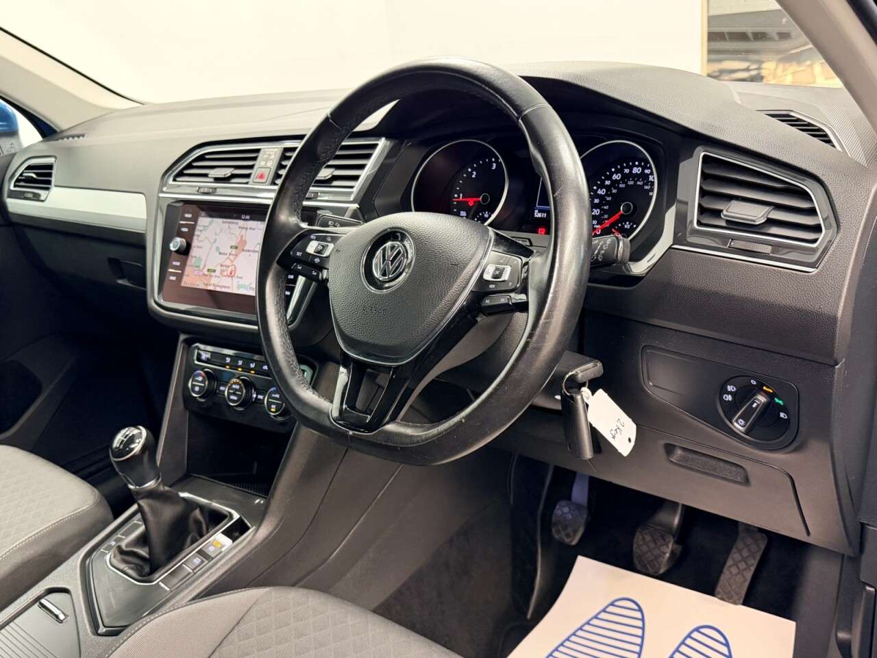 2018 VOLKSWAGEN TIGUAN 2018 VOLKSWAGEN TIGUAN