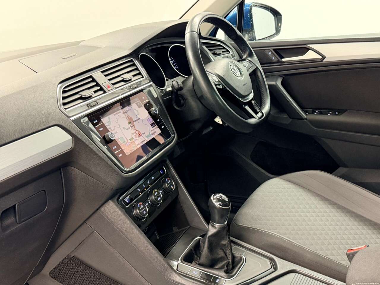 2018 VOLKSWAGEN TIGUAN 2018 VOLKSWAGEN TIGUAN