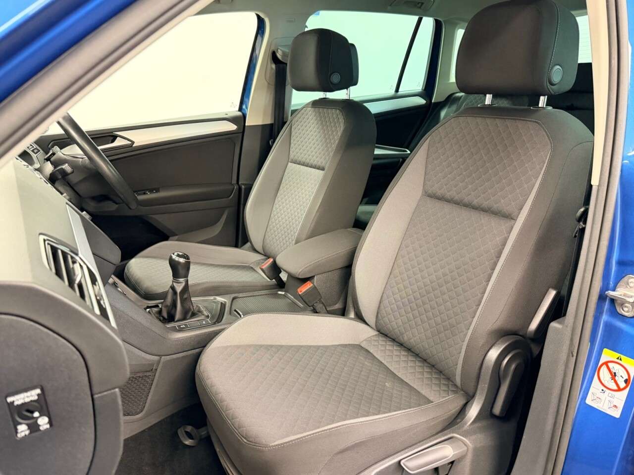2018 VOLKSWAGEN TIGUAN 2018 VOLKSWAGEN TIGUAN