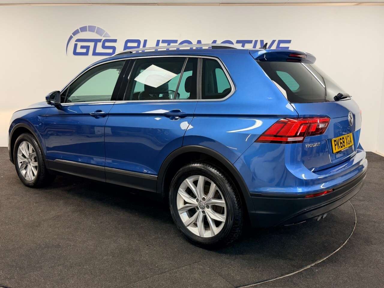 2018 VOLKSWAGEN TIGUAN 2018 VOLKSWAGEN TIGUAN