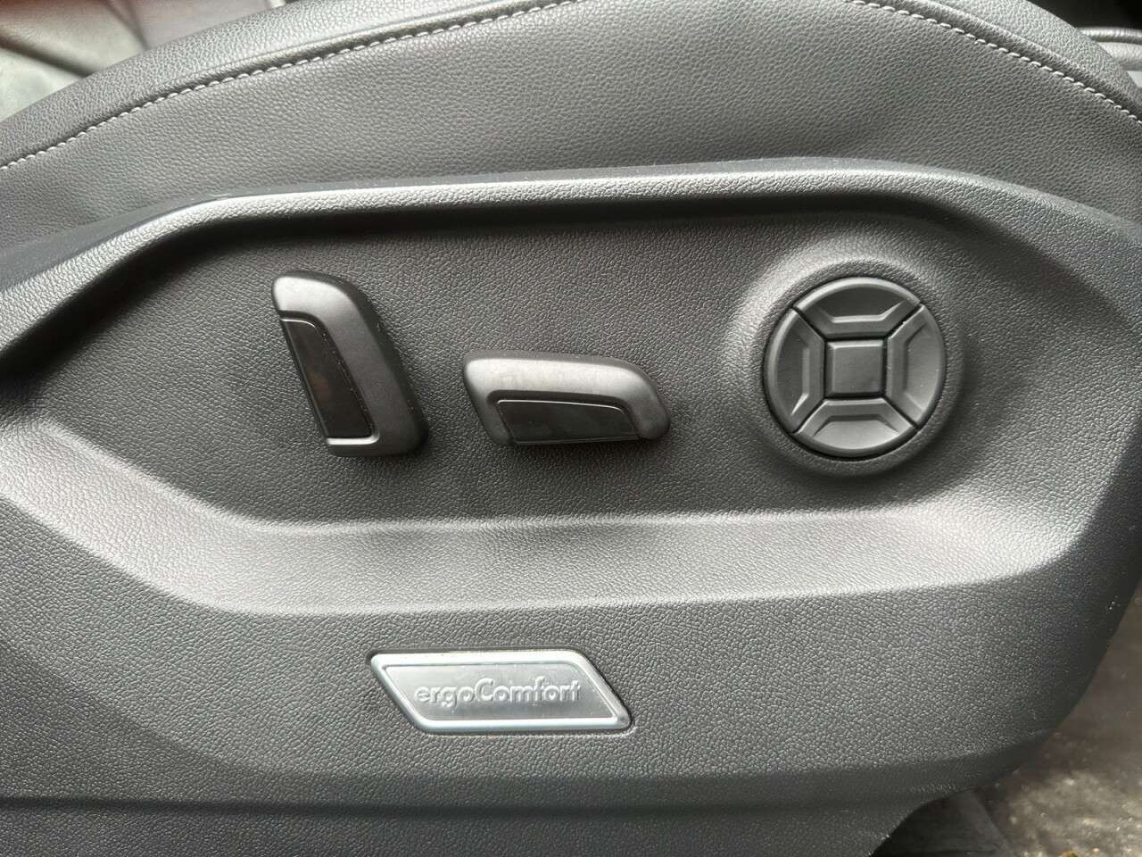 2019 VOLKSWAGEN TOUAREG 2019 VOLKSWAGEN TOUAREG