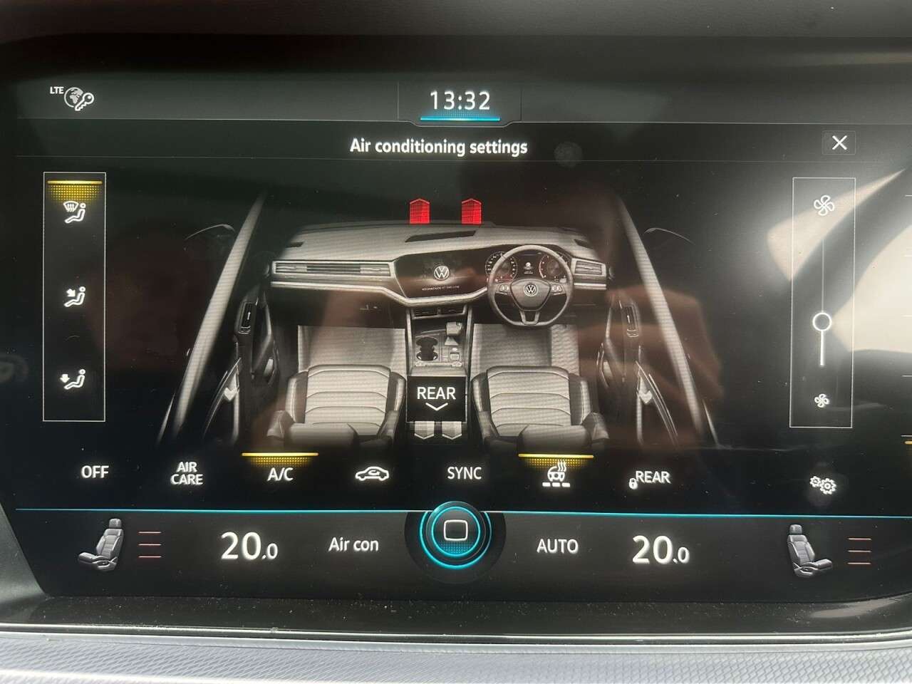 2019 VOLKSWAGEN TOUAREG 2019 VOLKSWAGEN TOUAREG