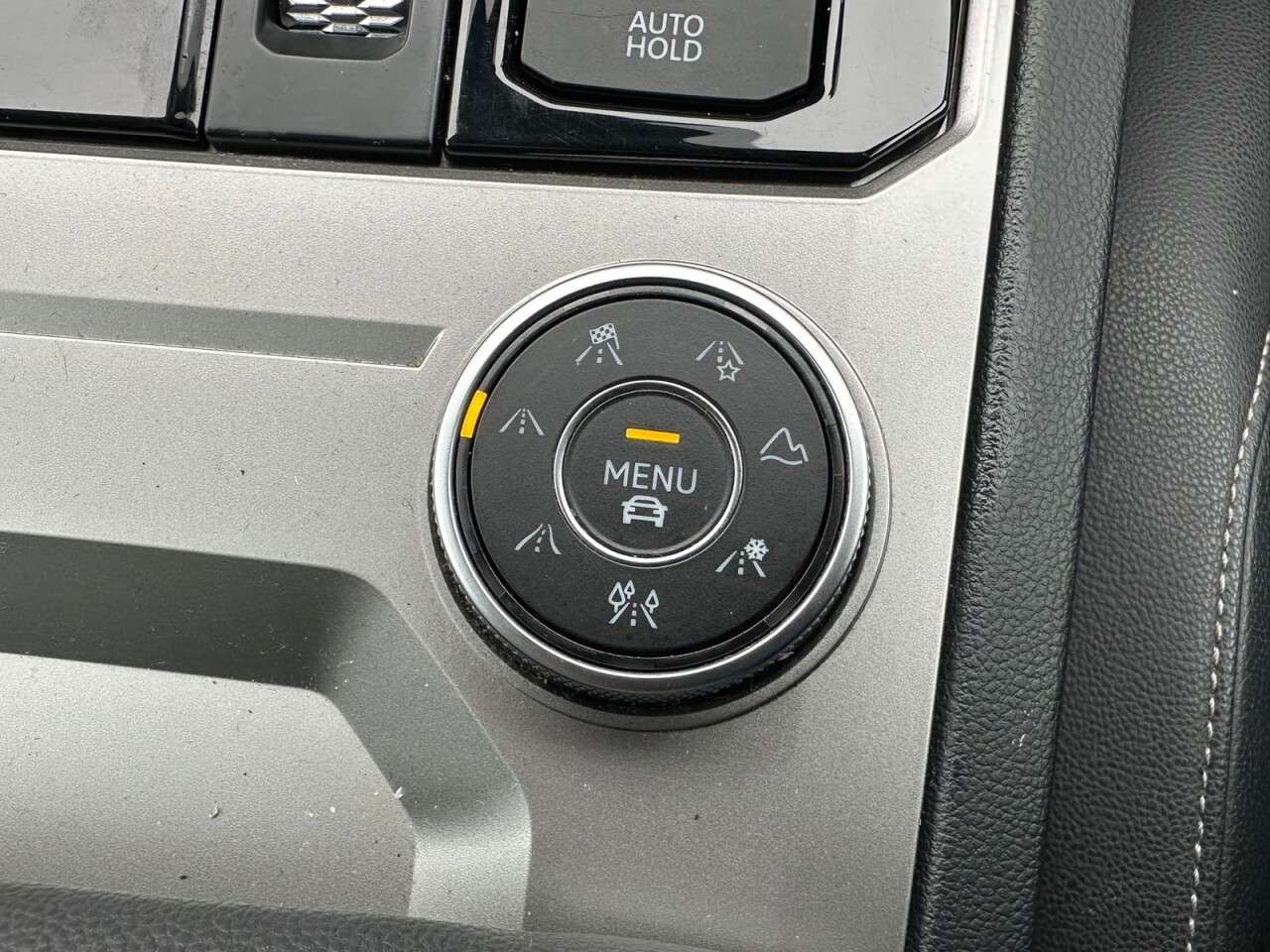 2019 VOLKSWAGEN TOUAREG 2019 VOLKSWAGEN TOUAREG