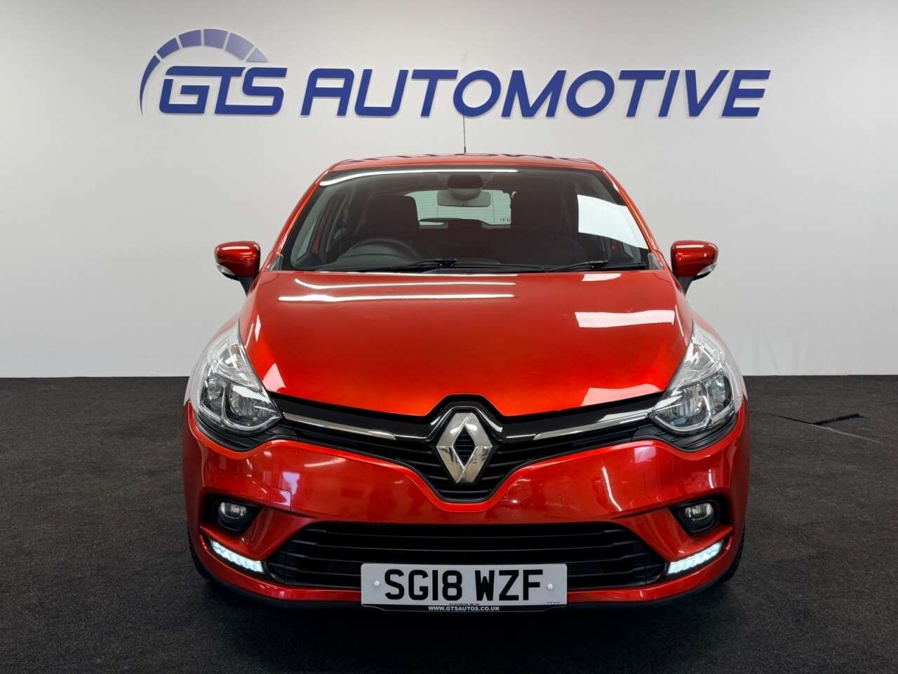 2018 RENAULT CLIO 2018 RENAULT CLIO