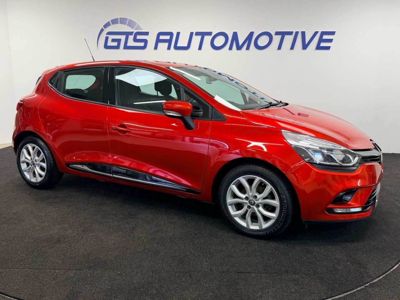 2018 RENAULT CLIO 2018 RENAULT CLIO