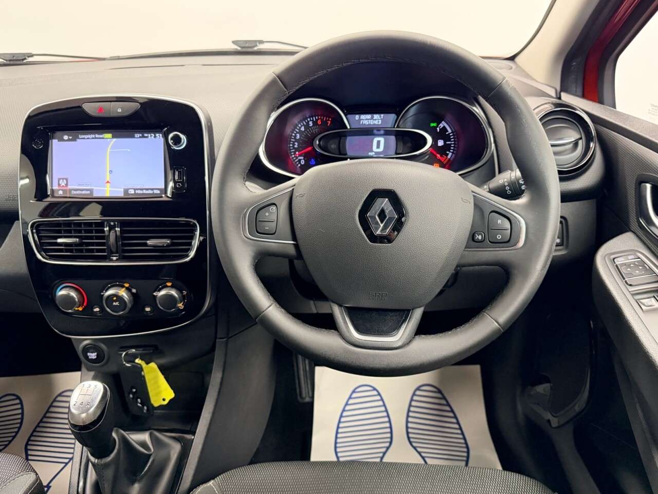 2018 RENAULT CLIO 2018 RENAULT CLIO