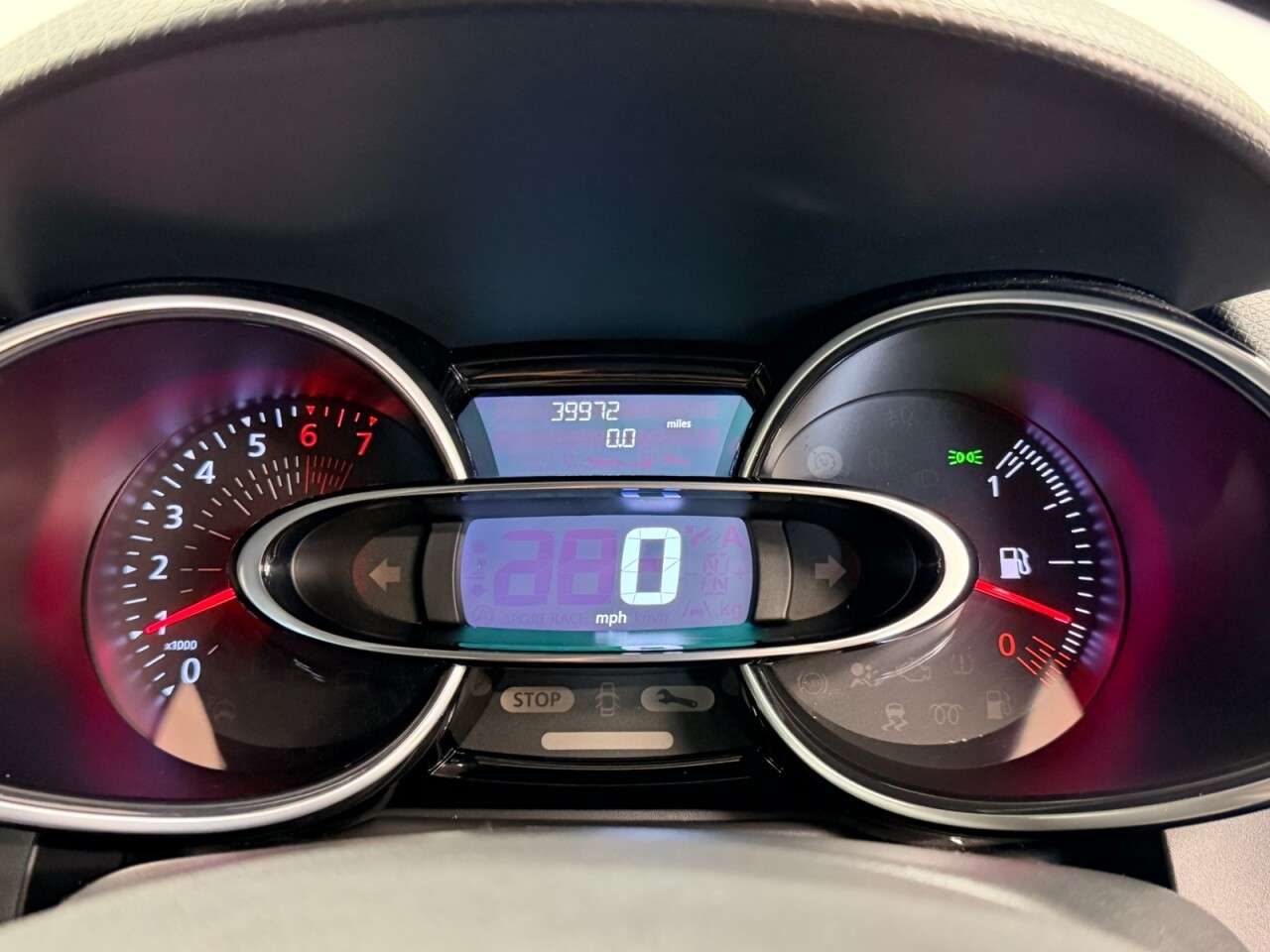 2018 RENAULT CLIO 2018 RENAULT CLIO