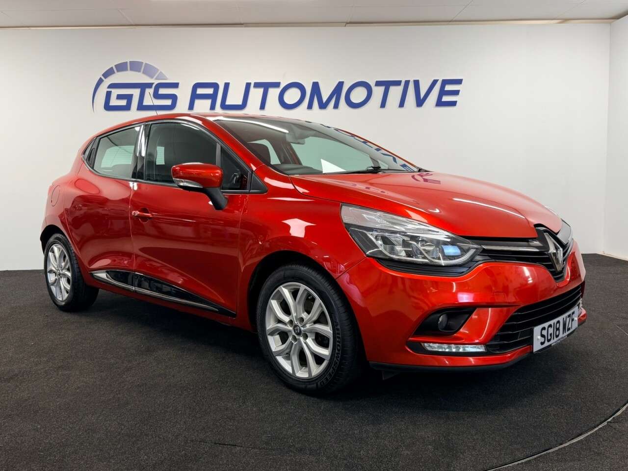 2018 RENAULT CLIO 2018 RENAULT CLIO