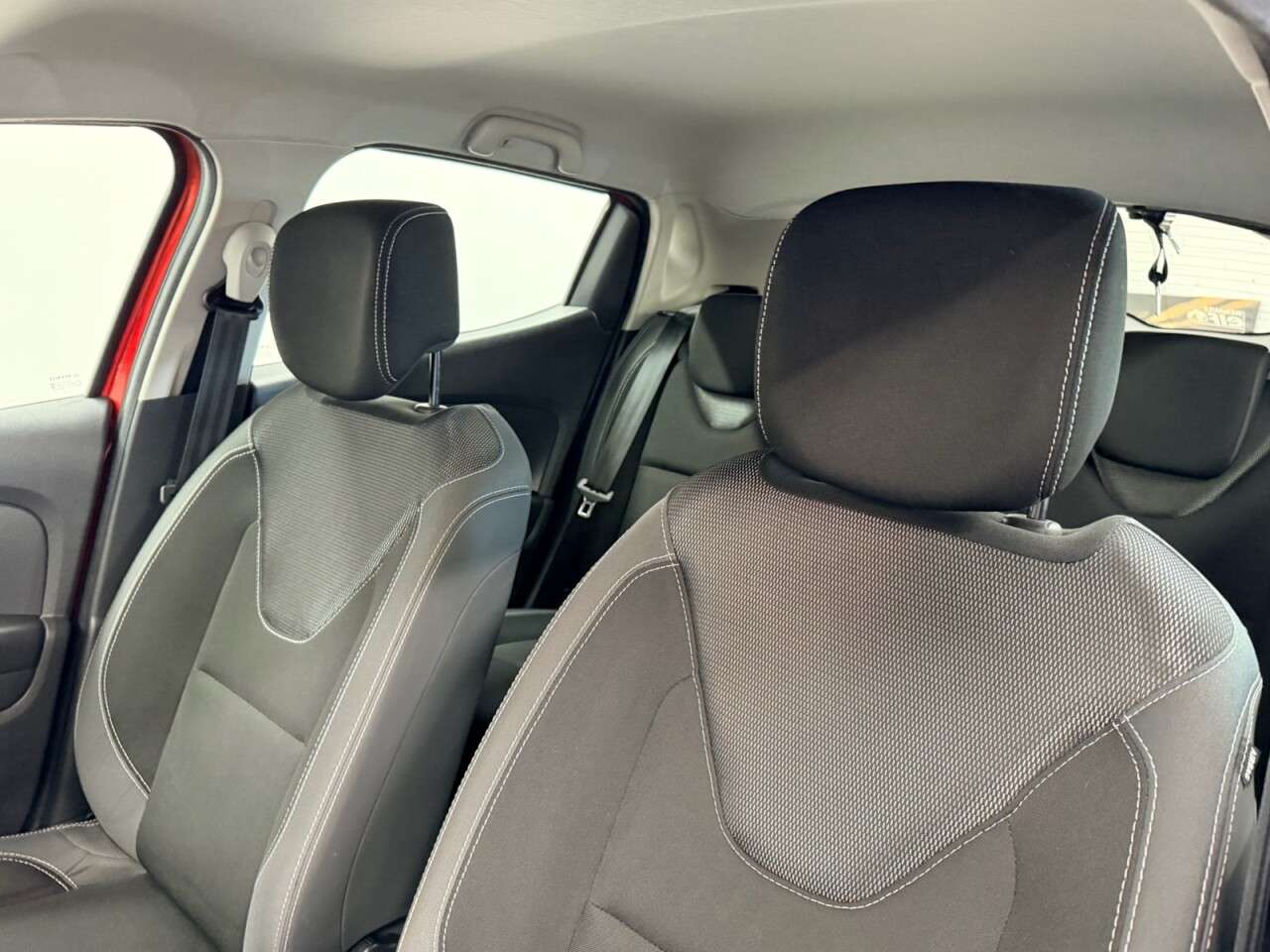 2018 RENAULT CLIO 2018 RENAULT CLIO