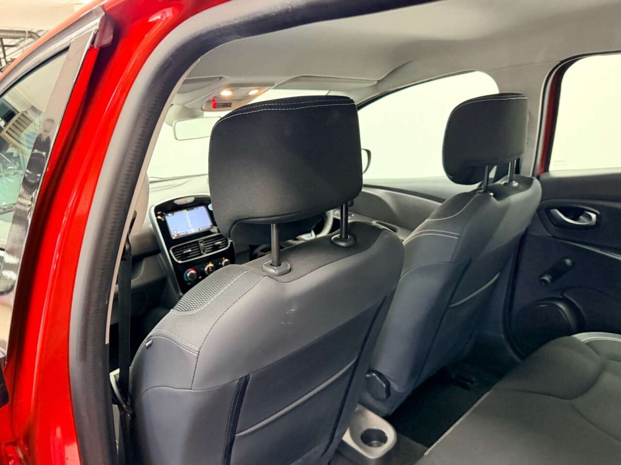 2018 RENAULT CLIO 2018 RENAULT CLIO