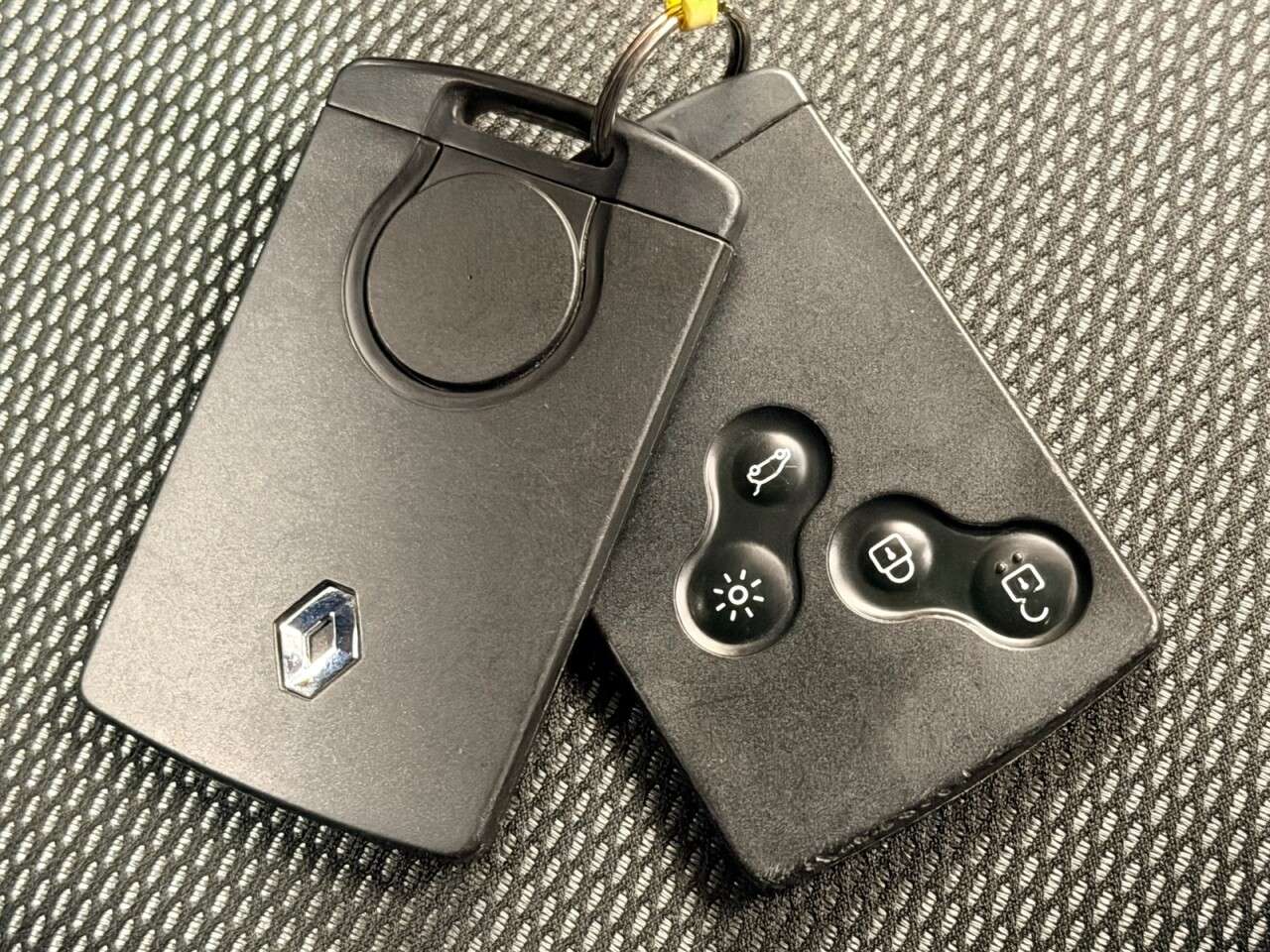 2018 RENAULT CLIO 2018 RENAULT CLIO