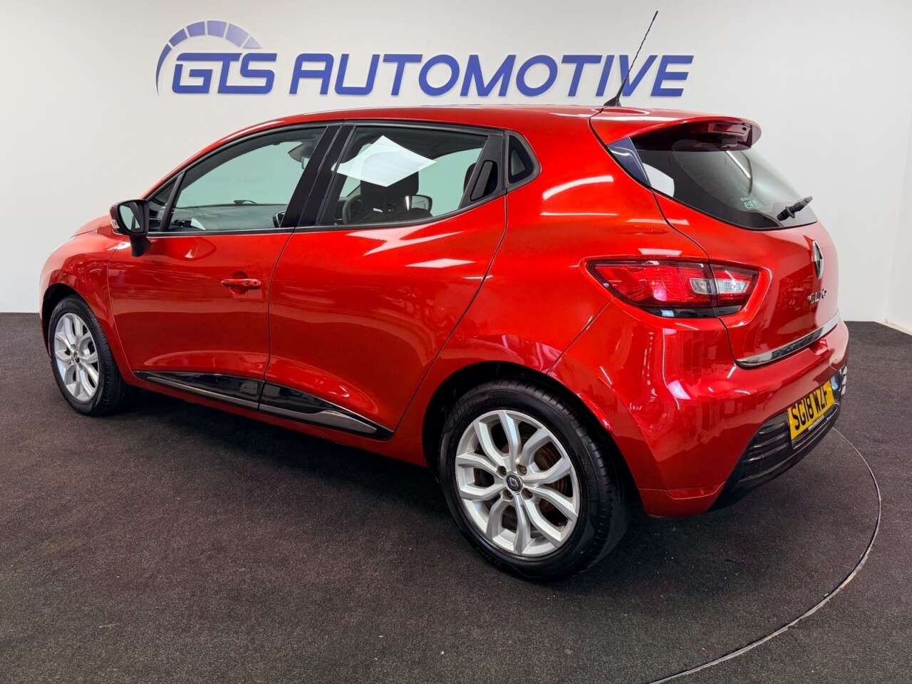 2018 RENAULT CLIO 2018 RENAULT CLIO