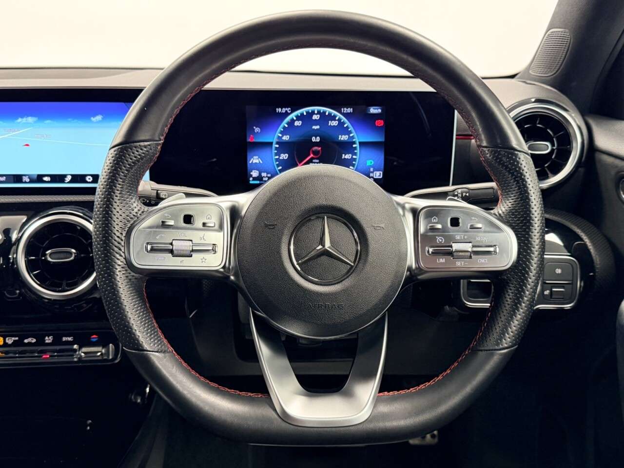 2019 MERCEDES-BENZ A CLASS 2019 MERCEDES-BENZ A CLASS