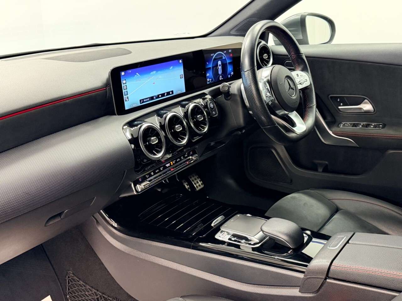 2019 MERCEDES-BENZ A CLASS 2019 MERCEDES-BENZ A CLASS