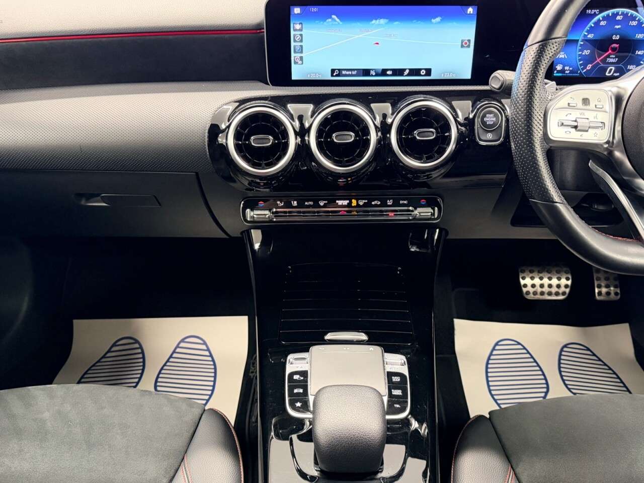 2019 MERCEDES-BENZ A CLASS 2019 MERCEDES-BENZ A CLASS