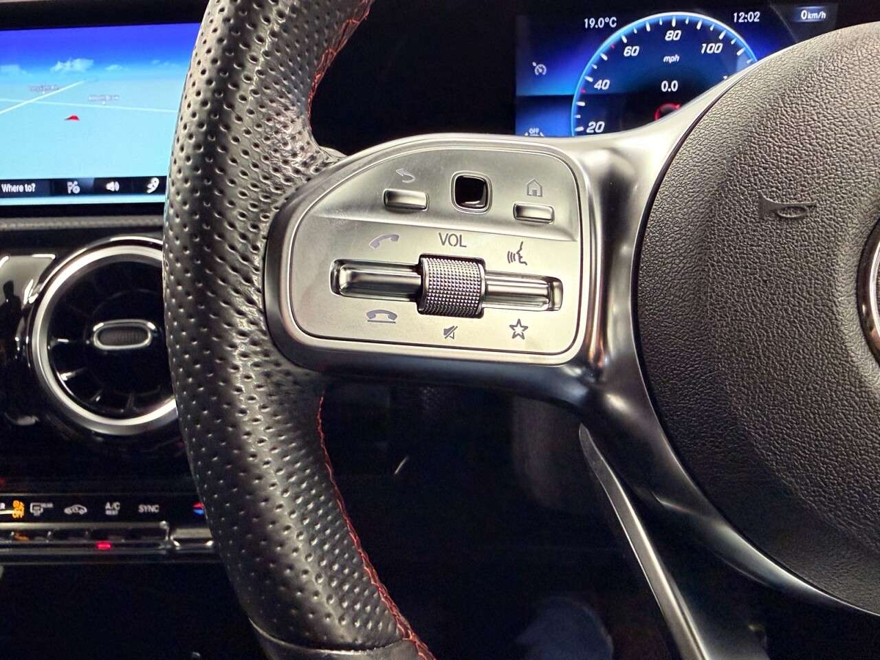 2019 MERCEDES-BENZ A CLASS 2019 MERCEDES-BENZ A CLASS