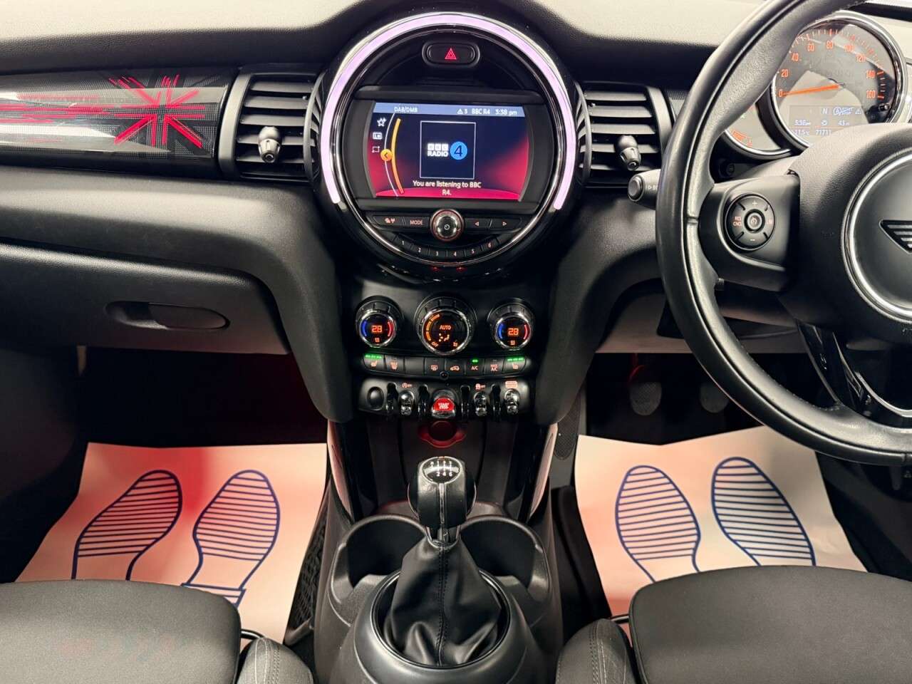 2018 MINI HATCH 2018 MINI HATCH