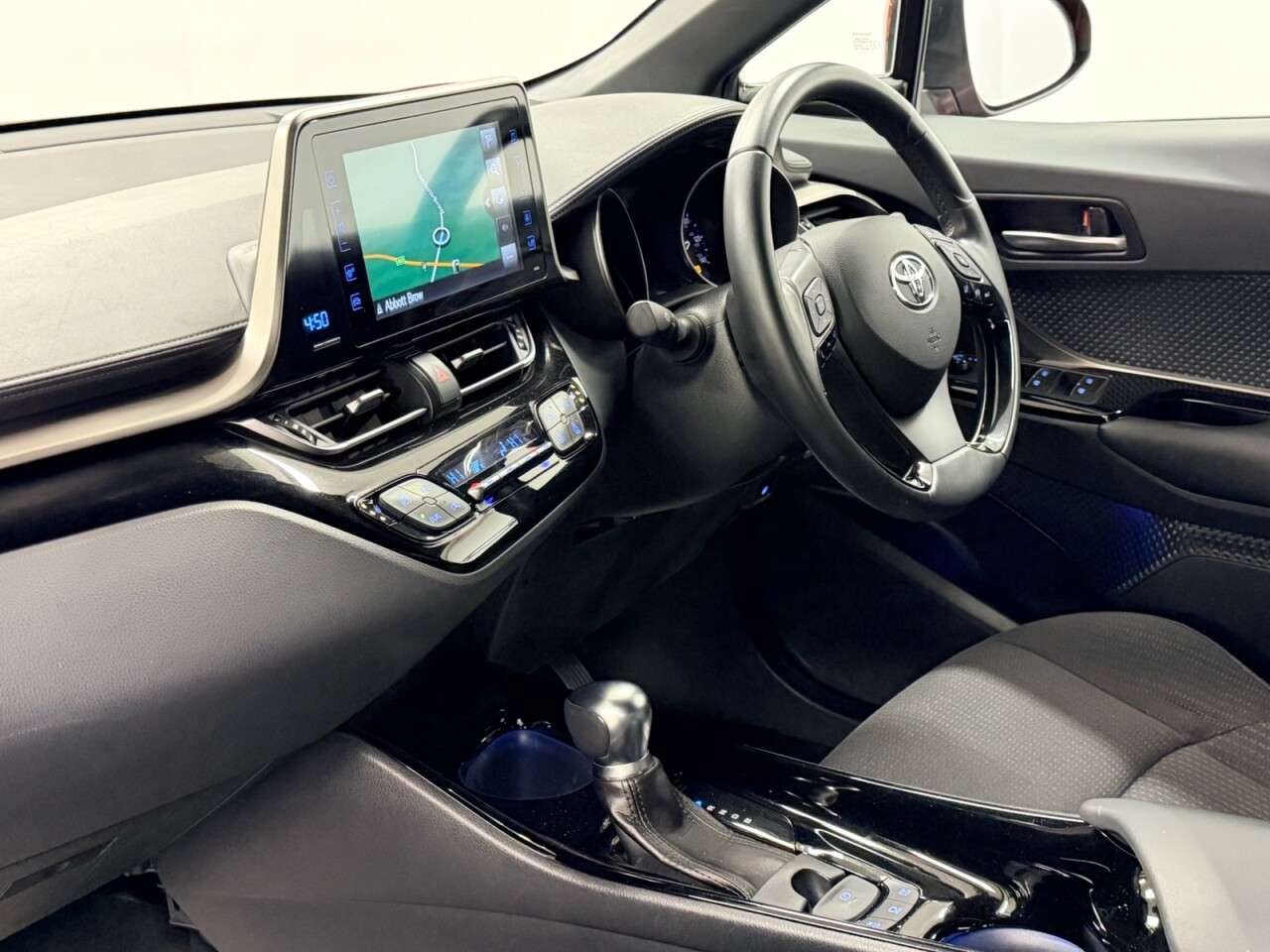 2019 TOYOTA C-HR 2019 TOYOTA C-HR