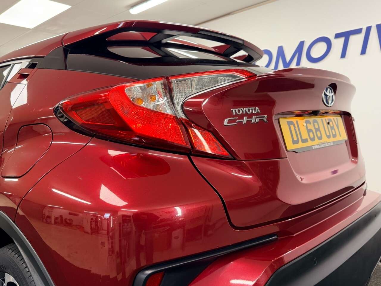 2019 TOYOTA C-HR 2019 TOYOTA C-HR