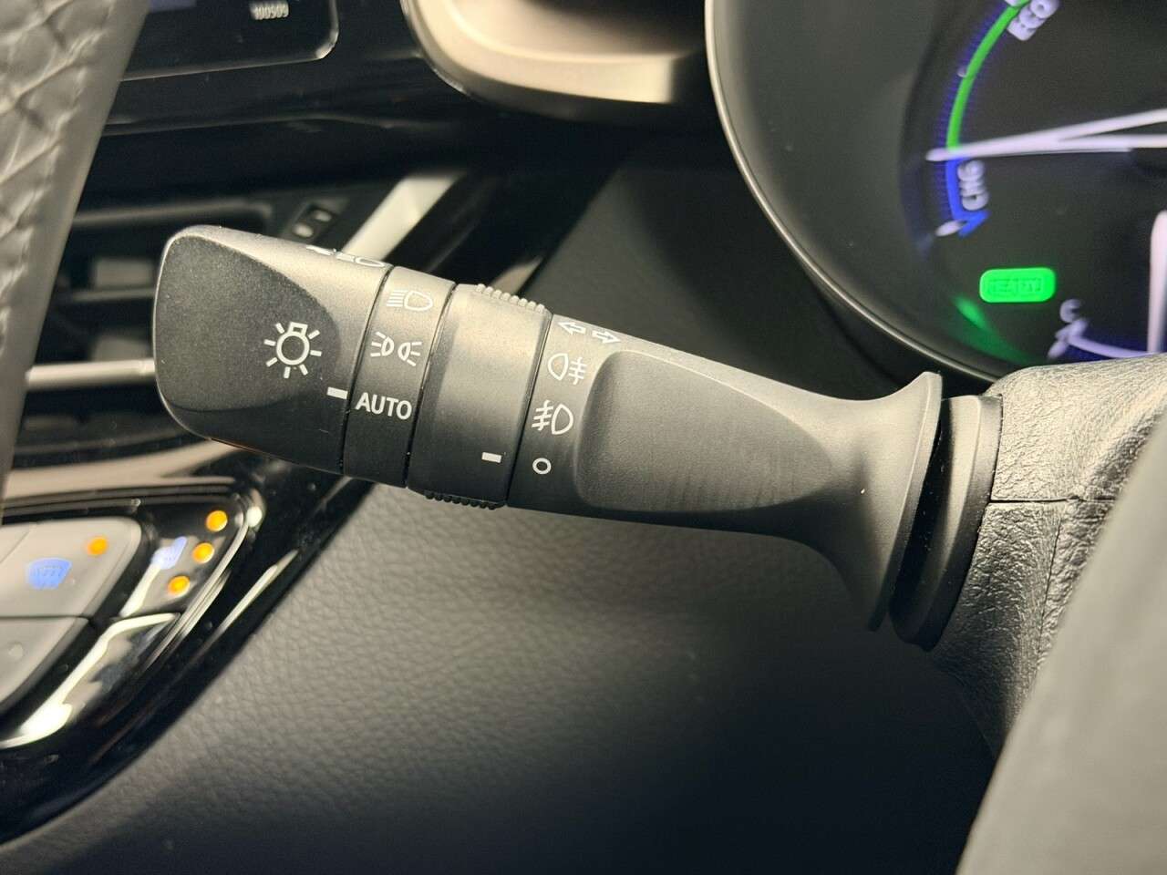 2019 TOYOTA C-HR 2019 TOYOTA C-HR