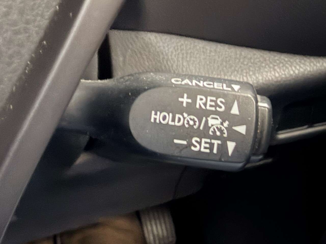 2019 TOYOTA C-HR 2019 TOYOTA C-HR