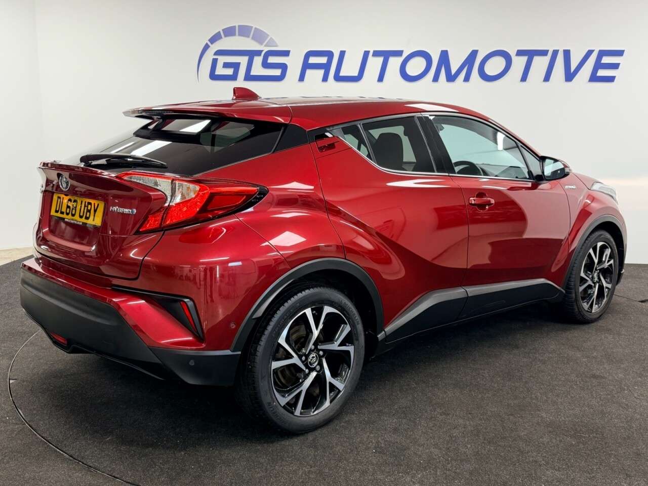 2019 TOYOTA C-HR 2019 TOYOTA C-HR
