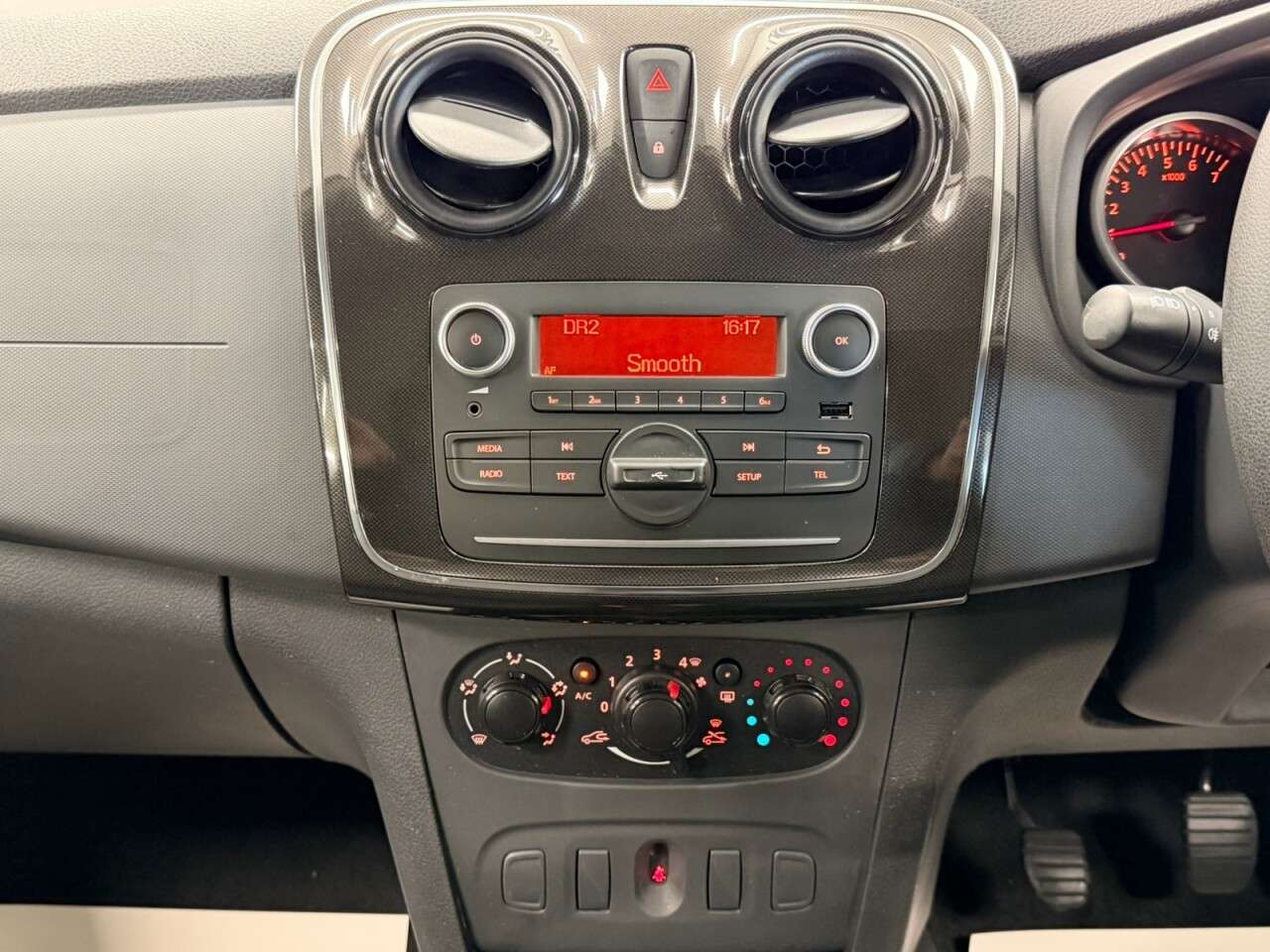 2018 DACIA SANDERO 2018 DACIA SANDERO