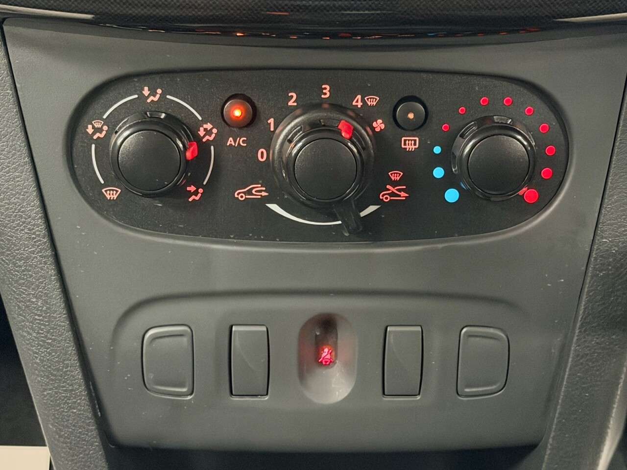 2018 DACIA SANDERO 2018 DACIA SANDERO