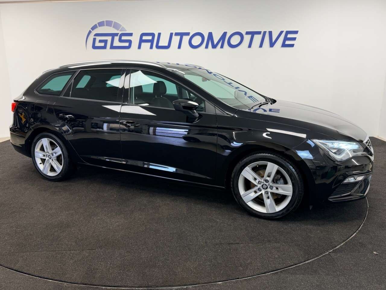 A 2019 SEAT LEON ESTATE 1.5 TSI EVO FR ST FIVE DOOR 130 BHP + SAT NAV + APPLE PLAY SIX MONTH WARRAN A 2019 SEAT LEON ESTATE 1.5 TSI EVO FR ST FIVE DOOR 130 BHP + SAT NAV + APPLE PLAY SIX MONTH WARRAN