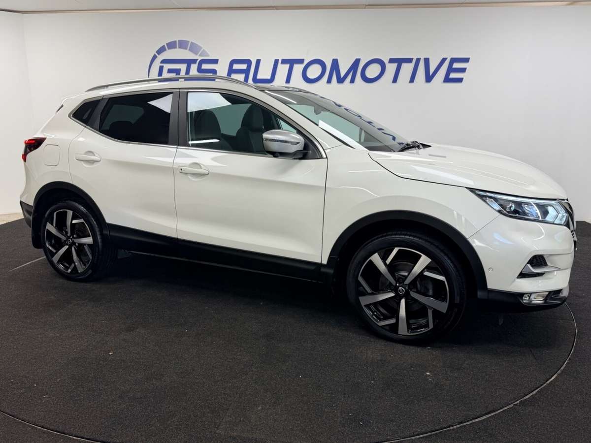 Check out this Nissan Qashqai 2017 Diesel Manual