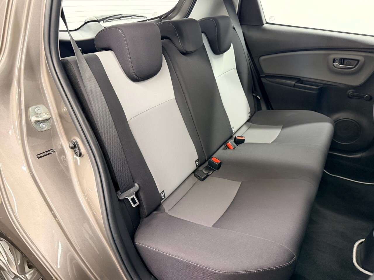 2017 TOYOTA YARIS 2017 TOYOTA YARIS