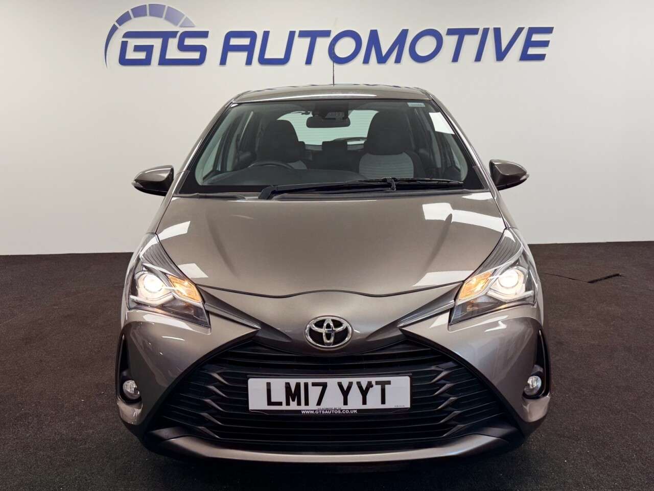 2017 TOYOTA YARIS 2017 TOYOTA YARIS