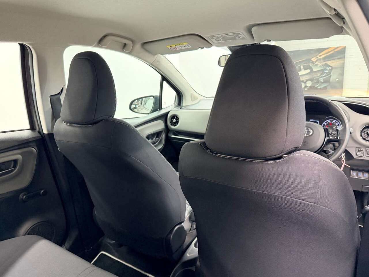 2017 TOYOTA YARIS 2017 TOYOTA YARIS