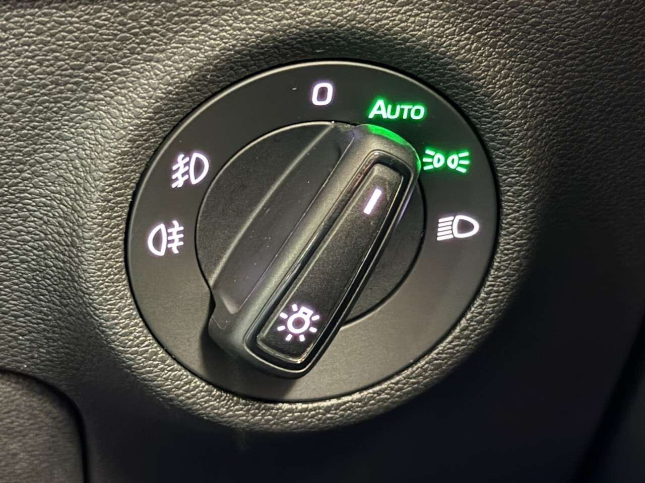 2019 SKODA KAROQ 2019 SKODA KAROQ