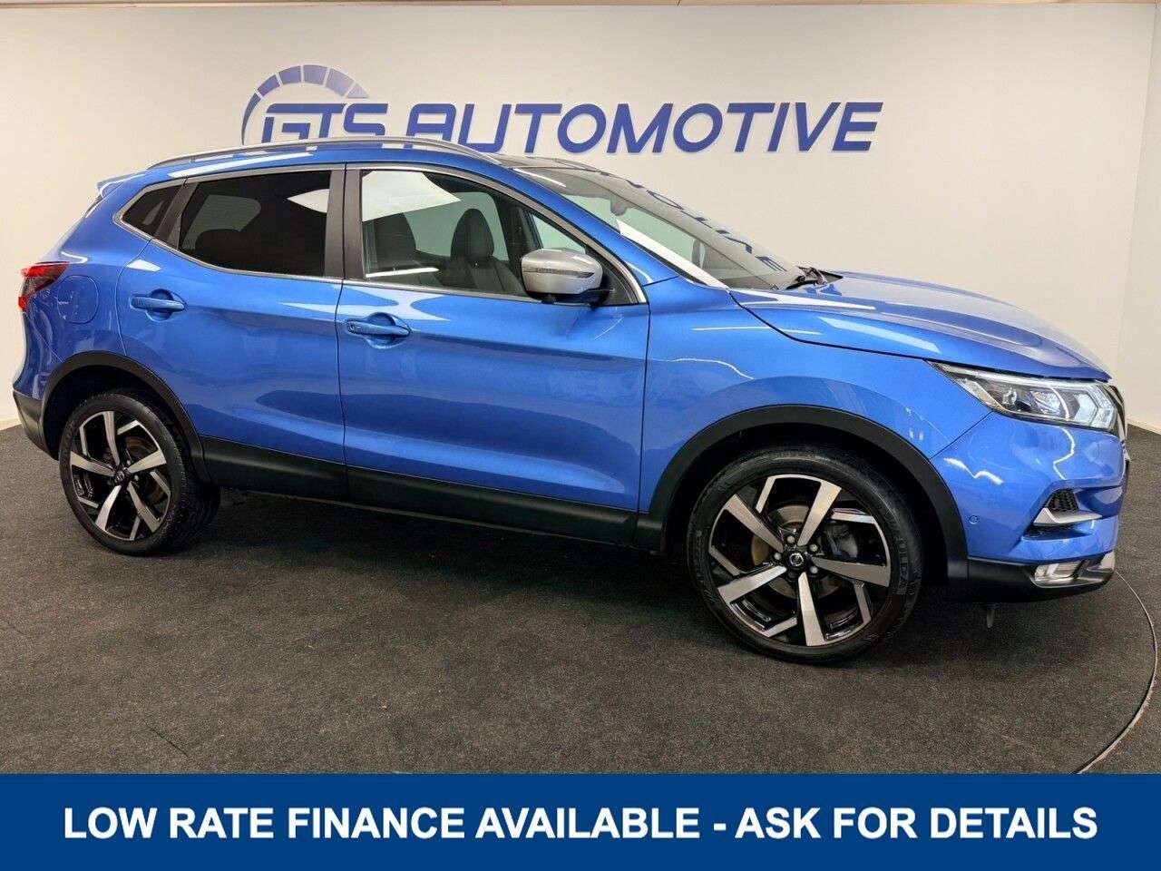 A 2019 NISSAN QASHQAI 1.5 dCi TEKNA+ 115 BHP + SAT NAV +GLASS SUNROOF + HEATED LEATHER + CAMERAS A 2019 NISSAN QASHQAI 1.5 dCi TEKNA+ 115 BHP + SAT NAV +GLASS SUNROOF + HEATED LEATHER + CAMERAS