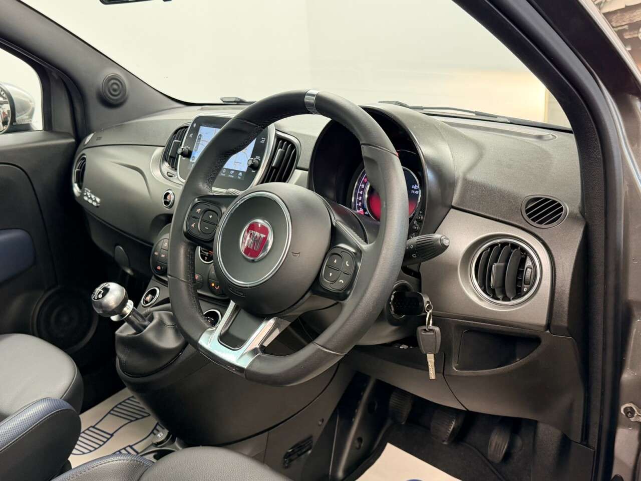 2020 FIAT 500 2020 FIAT 500